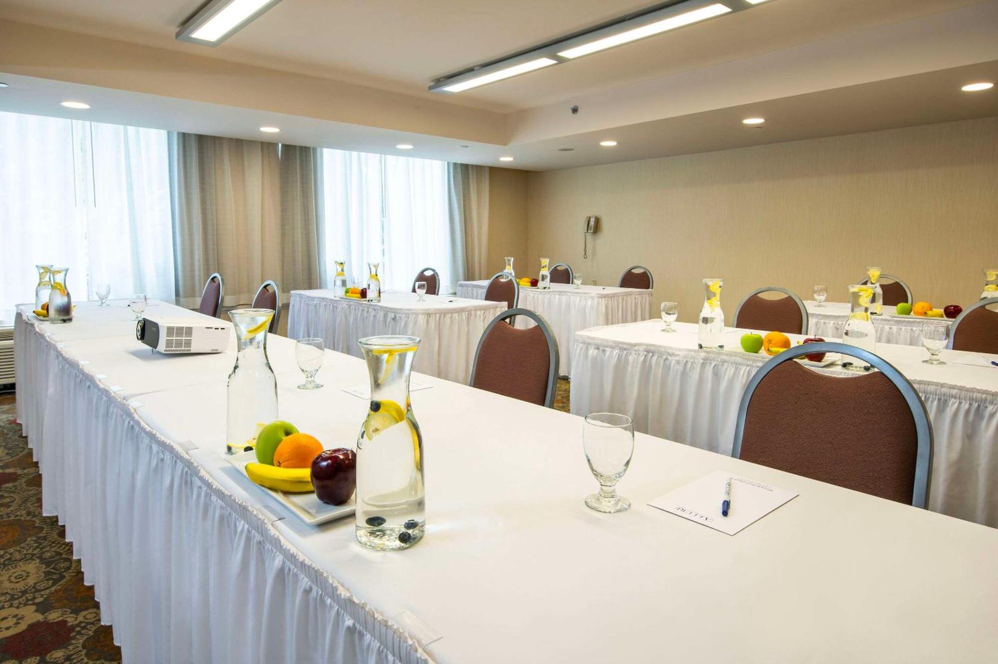 Allure Hotel & Conference Centre, Ascend Hotel Collection Barrie Zewnętrze zdjęcie